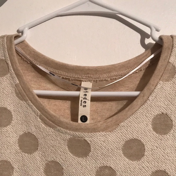 Polka Dot embellished top! - Picture 4 of 4